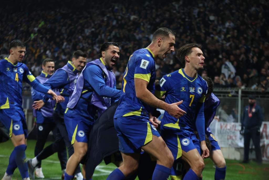 SLAVI, BOSNO | 'Zmajevi' preokretom savladali Rumuniju s 3:1, velika nada za SP